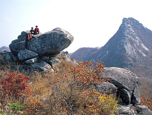 Hwangseok Mountain