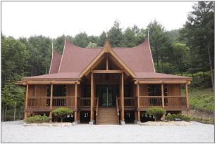 Traditional House of Indonesia (CHEONGTAE-SAN RECREATION FOREST)
