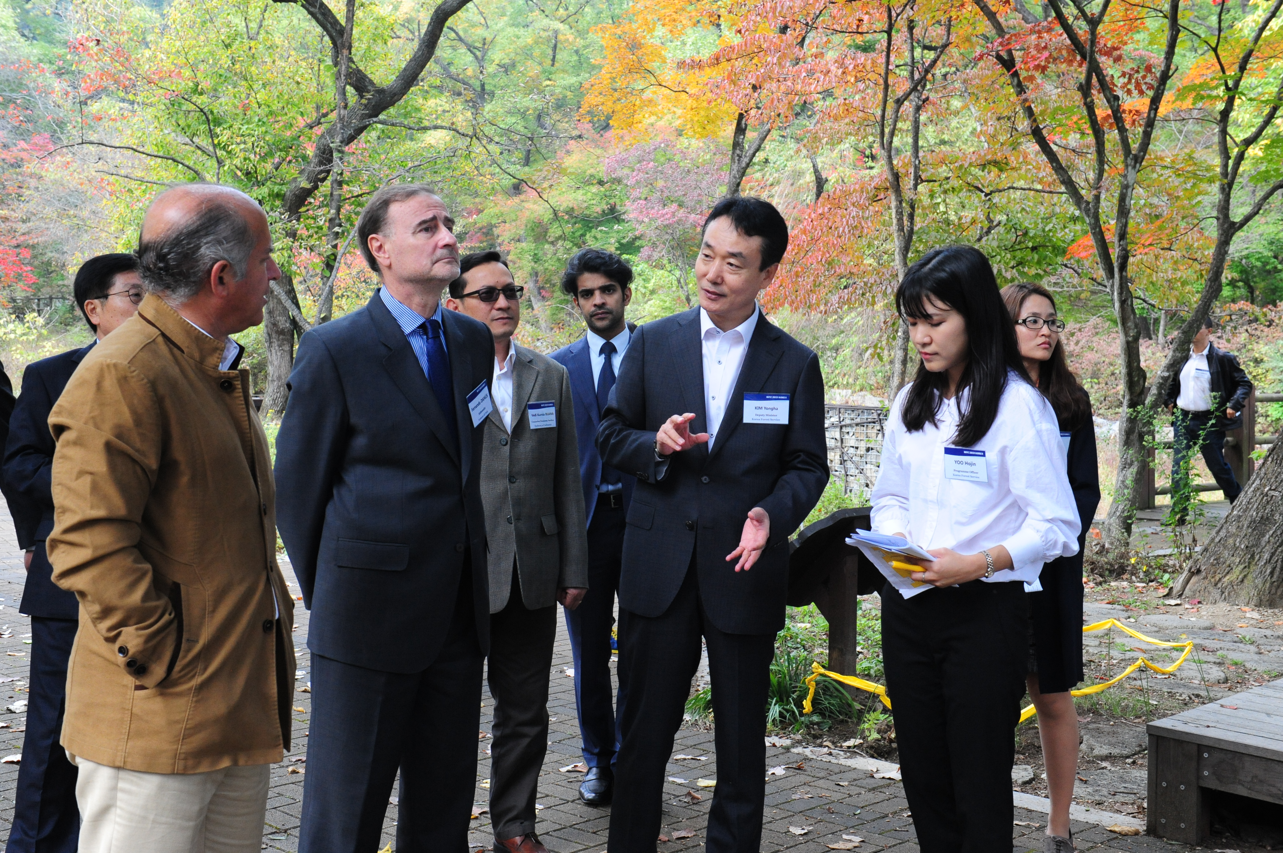 Ambassadors visit Korea National Arboretum 이미지1