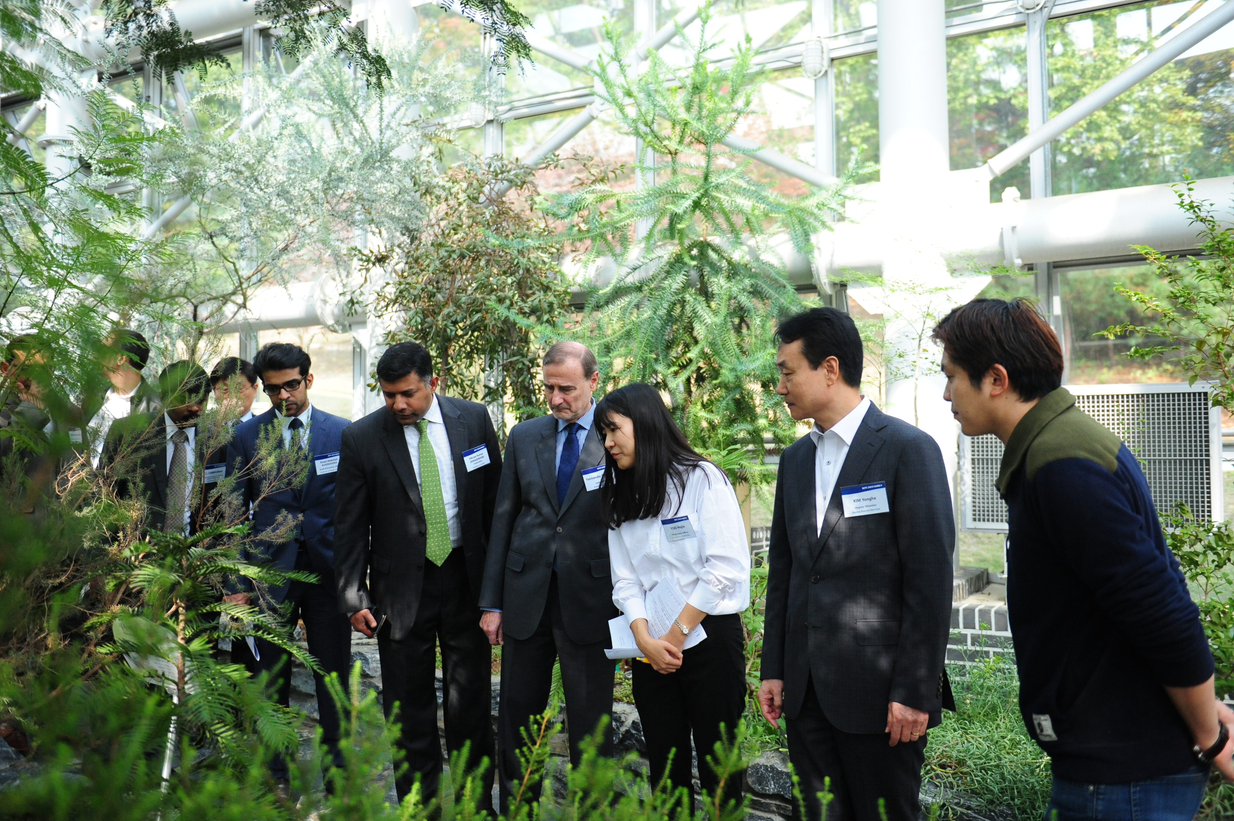 Ambassadors visit Korea National Arboretum 이미지2